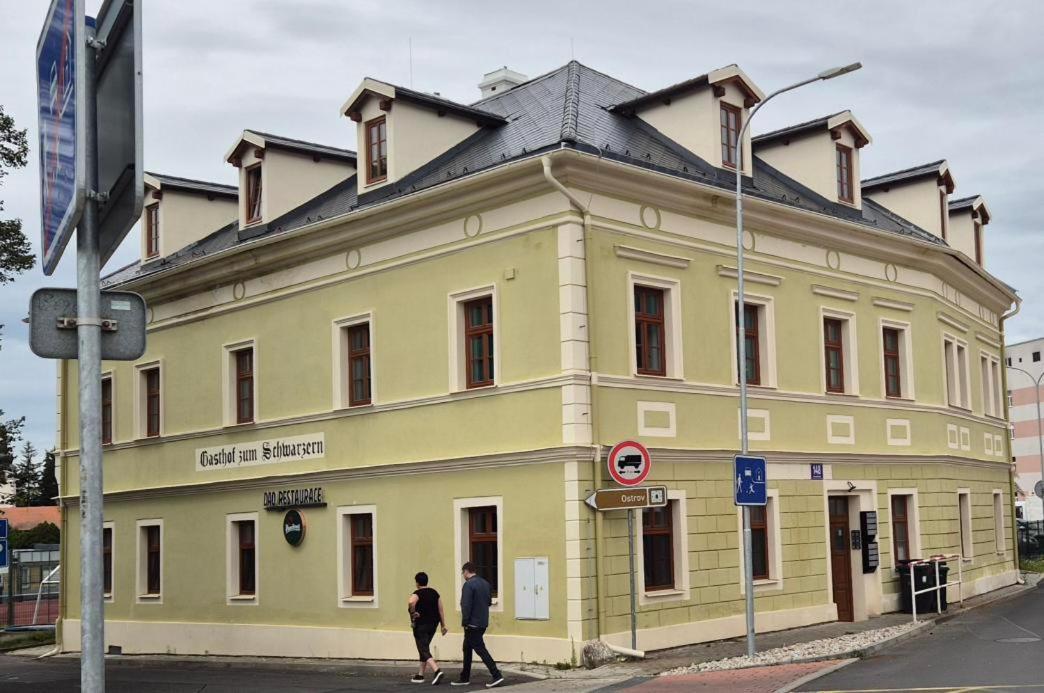 Apartment U Cerneho Orla Karlovy Vary Eksteriør billede